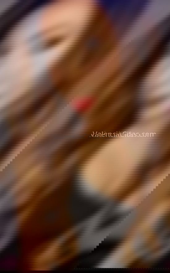 Camila, trans, cálida y cercana. 697667357. Citas en VALENCIA, VALENCIA. www.valenciacitas.com.