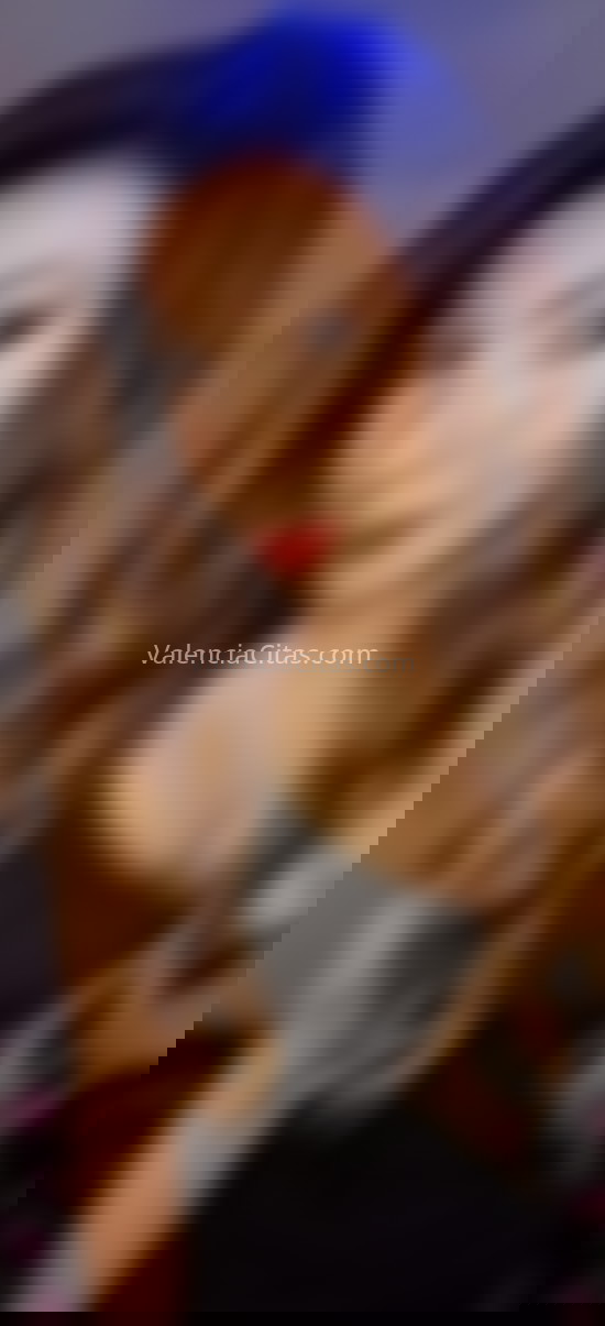 Camila, trans, cálida y cercana. 697667357. Citas en VALENCIA, VALENCIA. www.valenciacitas.com.