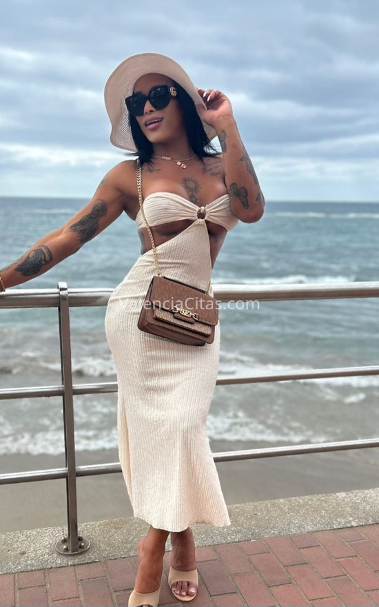 Donatella, trans venezolana divertida. 632145620. Citas en VALENCIA, VALENCIA. www.valenciacitas.com.