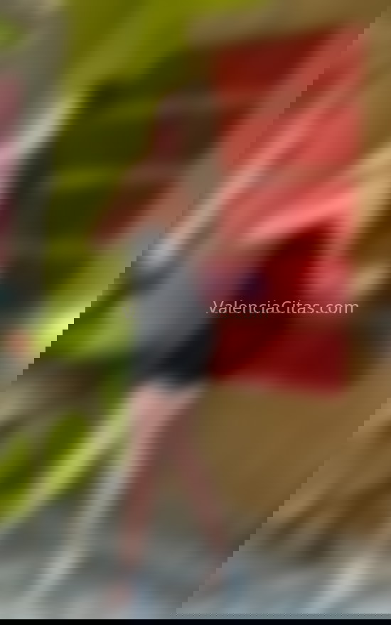 Sami, joven latina, me encanta bailar. 603149195. Citas en VALENCIA, VALENCIA. www.valenciacitas.com.