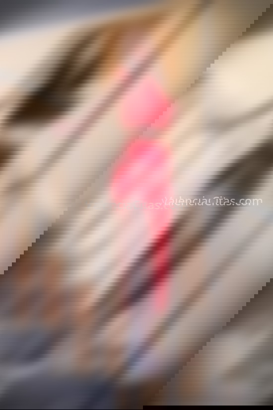 Sami, joven latina, me encanta bailar. 603149195. Citas en VALENCIA, VALENCIA. www.valenciacitas.com.