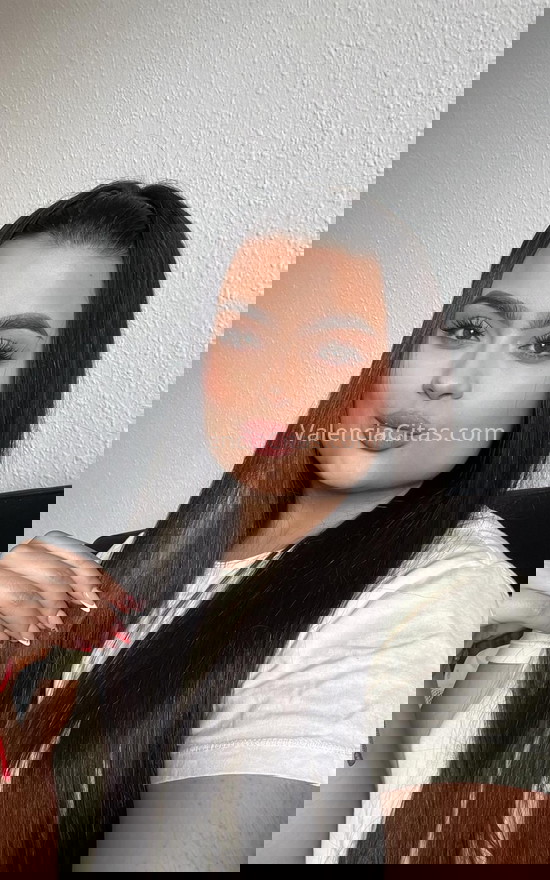 Kathy, una joven de colombiana. 613438617. Citas en VALENCIA, VALENCIA. www.valenciacitas.com.