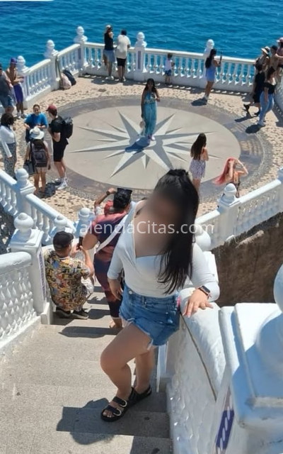  Sofia, joven latina. 673222865. Citas en VALENCIA, VALENCIA. www.valenciacitas.com.