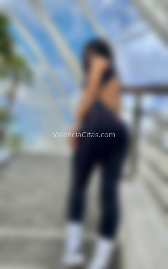 Iris, jovencita nueva por la ciudad. 632489223. Citas en VALENCIA, VALENCIA. www.valenciacitas.com.