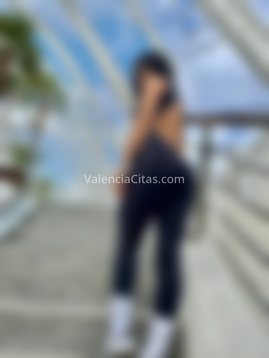 Iris, jovencita nueva por la ciudad. 632489223. Citas en VALENCIA, VALENCIA. www.valenciacitas.com.