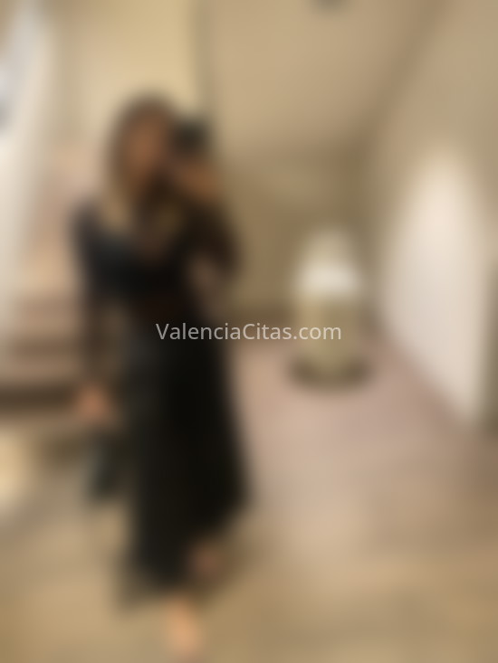 Paula, joven brasileña. 617870231. Citas en VALENCIA, VALENCIA. www.valenciacitas.com.