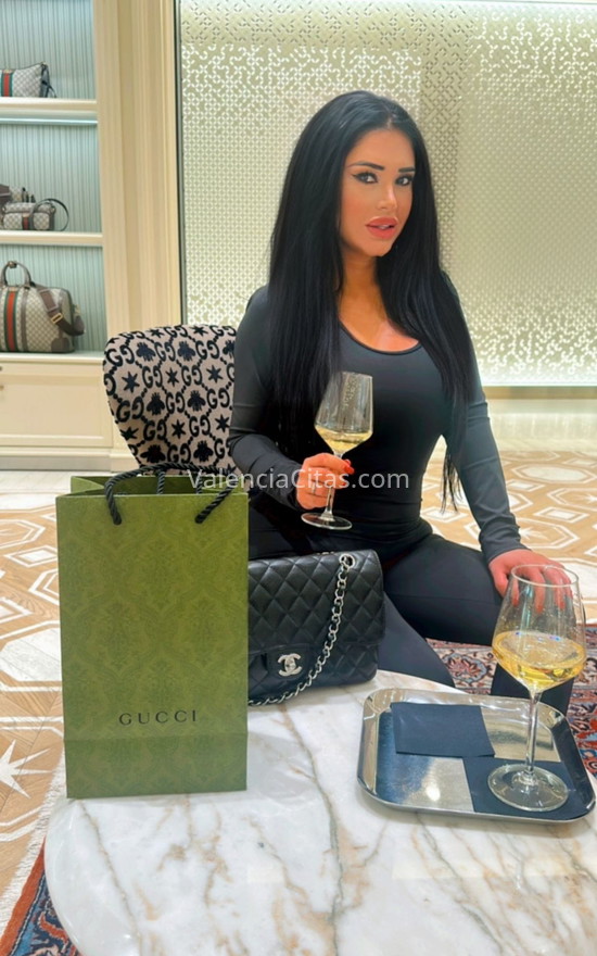 Noemi, venezolana muy elegante. 691325031. Citas en VALENCIA, VALENCIA. www.valenciacitas.com.