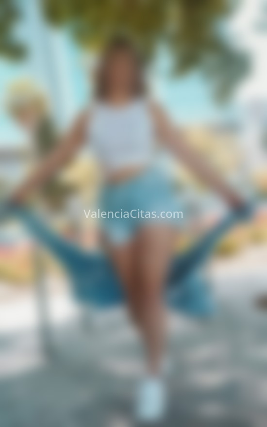 Karol, joven con ganas de salir a bailar. 611626636. Citas en VALENCIA, VALENCIA. www.valenciacitas.com.