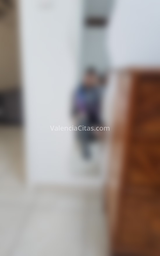 Sophie, colombiana simpática y divertida. 747459118. Citas en VALENCIA, VALENCIA. www.valenciacitas.com.