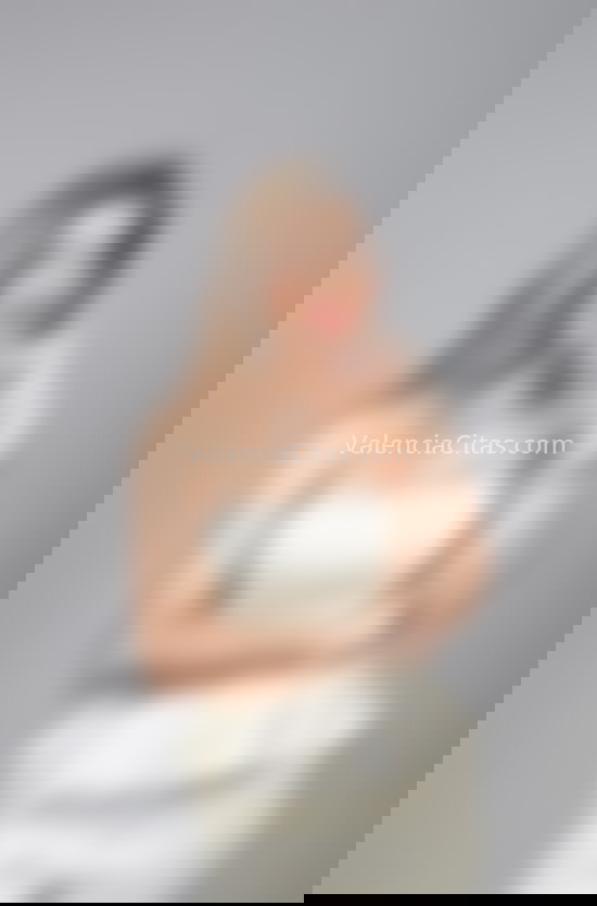 Letizia, mujer elegante de 31 años. 747443231. Citas en VALENCIA, VALENCIA. www.valenciacitas.com.