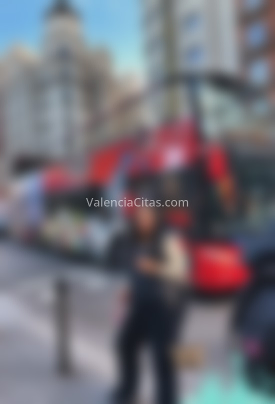 Chloe, una mulata extrovertida. 692037921. Citas en VALENCIA, VALENCIA. www.valenciacitas.com.