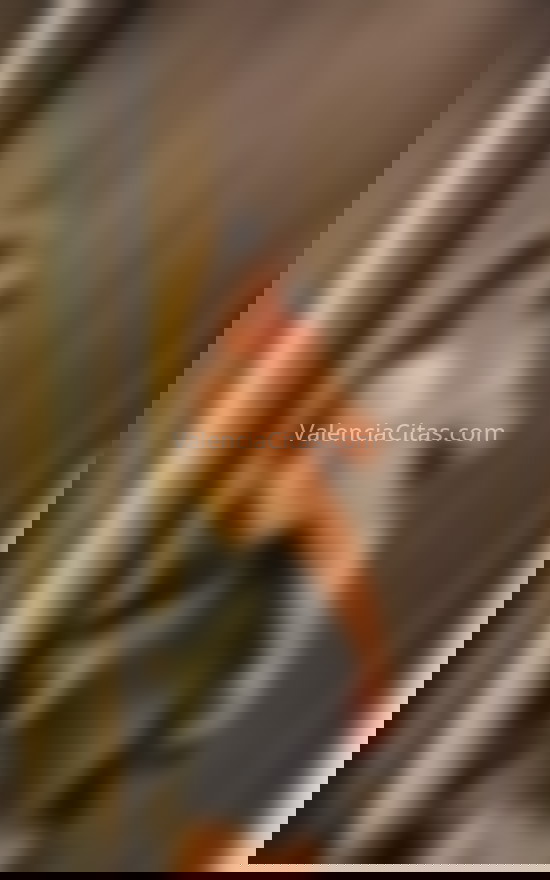 Sofia, latina 20 años, primera vez. 642021180. Citas en VALENCIA, VALENCIA. www.valenciacitas.com.