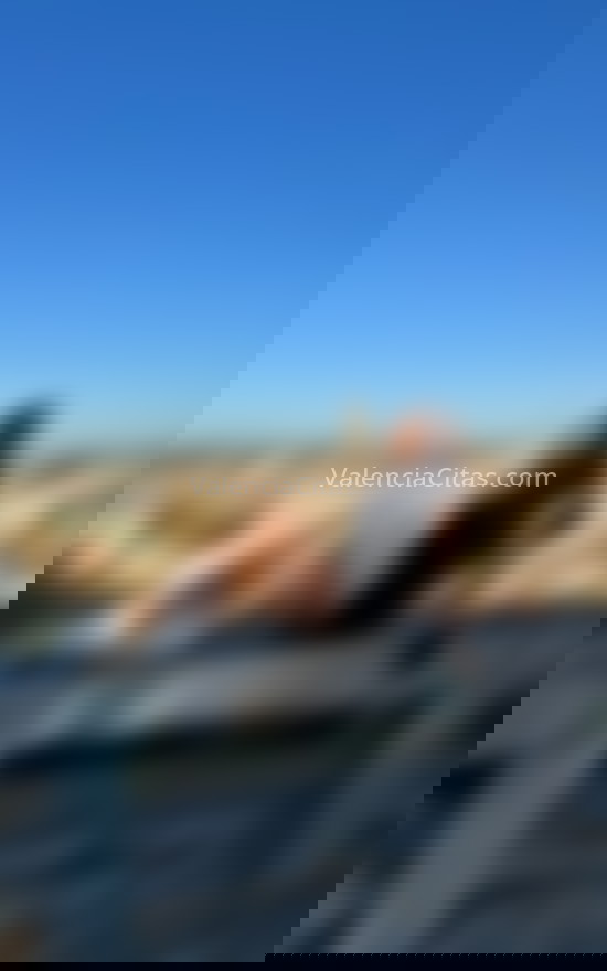 Sofia, latina 20 años, primera vez. 642021180. Citas en VALENCIA, VALENCIA. www.valenciacitas.com.