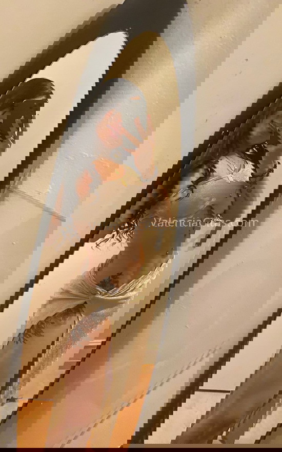 Violeta, bella joven colombiana. 612230626. Citas en VALENCIA, VALENCIA. www.valenciacitas.com.