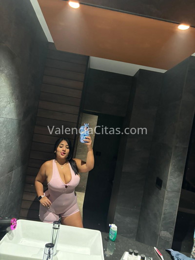 Estrella, bella joven colombiana. 631247682. Citas en VALENCIA, VALENCIA. www.valenciacitas.com.