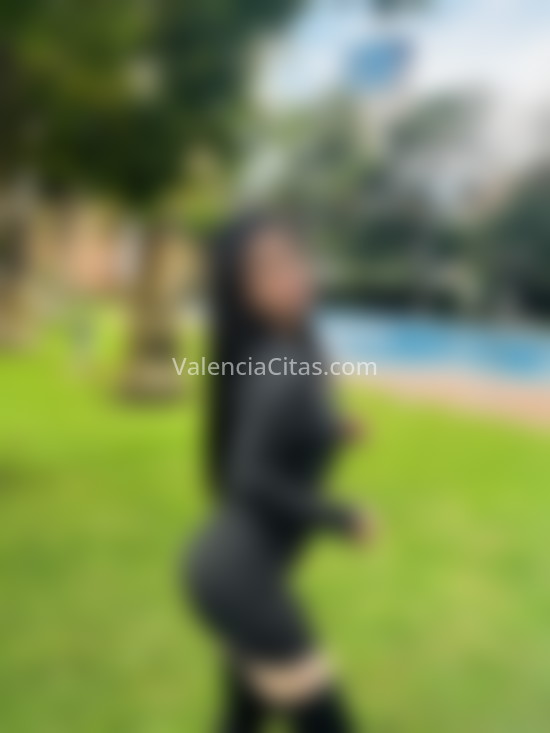 Dulce, chica colombiana risueña. 603312455. Citas en VALENCIA, VALENCIA. www.valenciacitas.com.