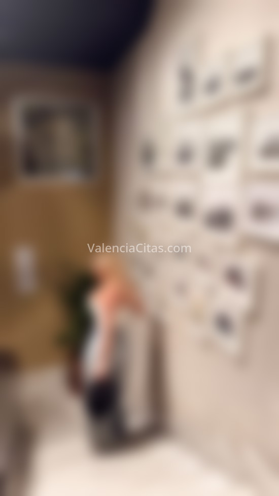 Andrea, chica venezolana positiva . 610048915. Citas en VALENCIA, VALENCIA. www.valenciacitas.com.