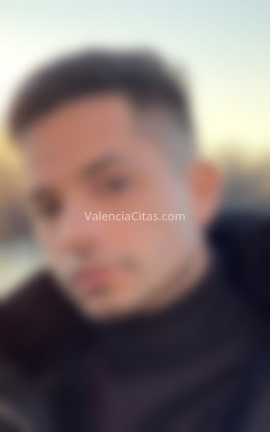 Ken, latino venezolano de 24 años. 603248899. Citas en VALENCIA, VALENCIA. www.valenciacitas.com.