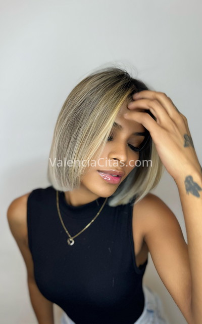 Lina, venezolana muy simpática. 613845340. Citas en VALENCIA, VALENCIA. www.valenciacitas.com.