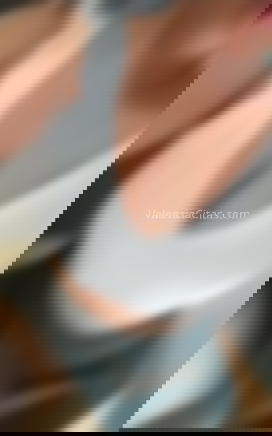 Nathaly, chica jovencita latina. 603295928. Citas en VALENCIA, VALENCIA. www.valenciacitas.com.