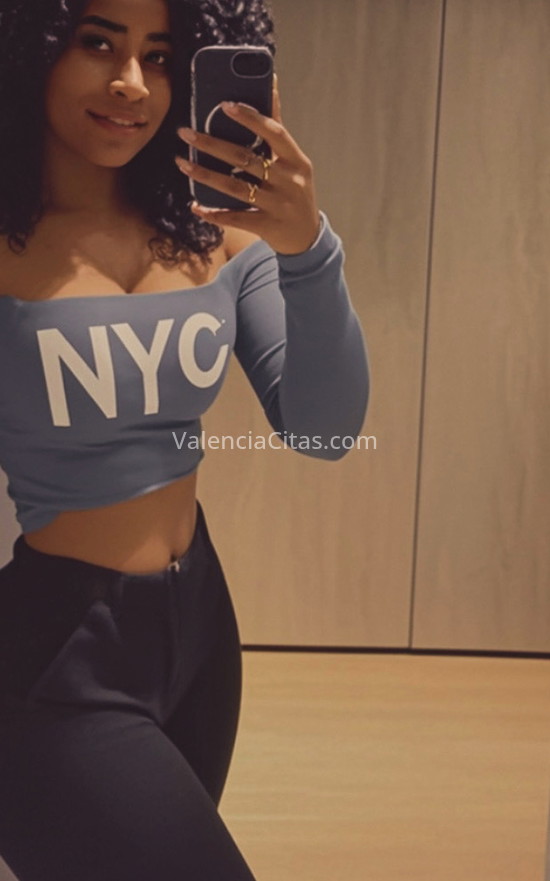Carolina, chica de Venezuela. 631220546. Citas en VALENCIA, VALENCIA. www.valenciacitas.com.
