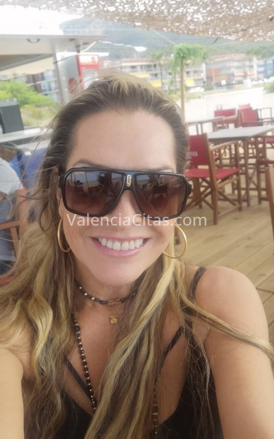 Luisa, mujer madura colombiana. 722768238. Citas en VALENCIA, VALENCIA. www.valenciacitas.com.