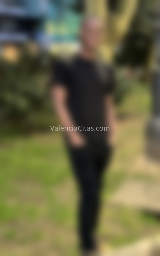 Andrés, joven colombiano . 613405102. Citas en VALENCIA, VALENCIA. www.valenciacitas.com.