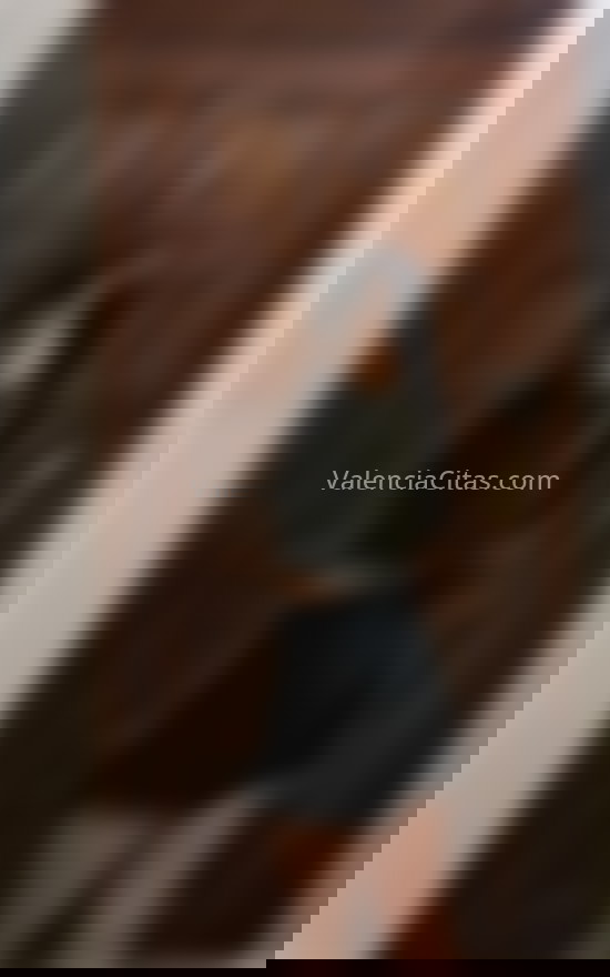 Lucero, latina de 19 años . 613911585. Citas en VALENCIA, VALENCIA. www.valenciacitas.com.