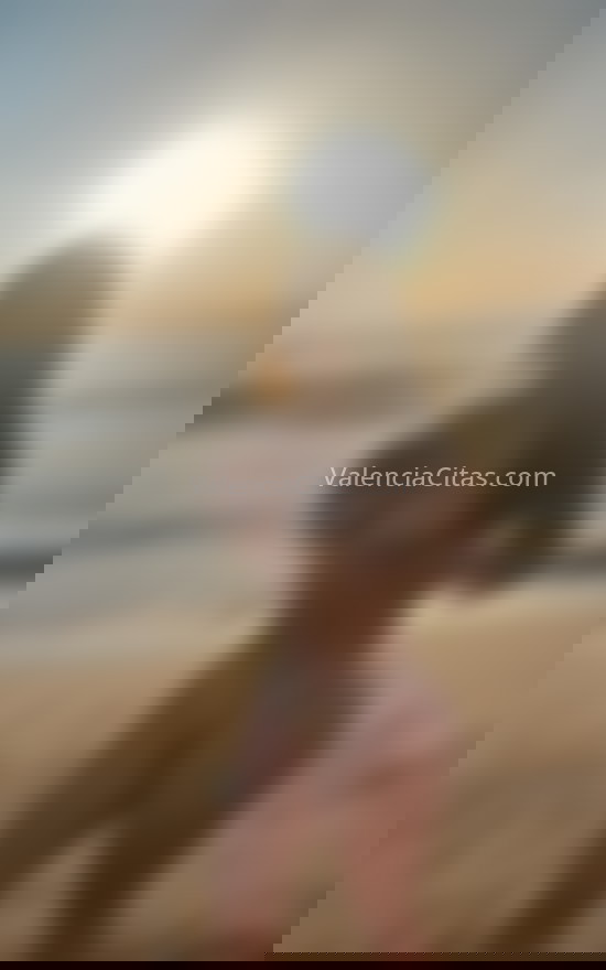 Mia, chica de Colombia muy alegre. 612409970. Citas en VALENCIA, VALENCIA. www.valenciacitas.com.