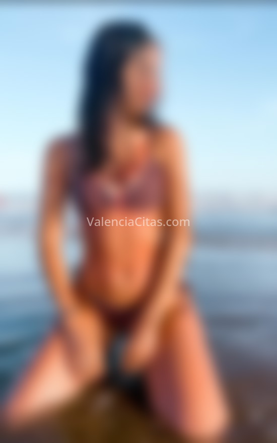 Araceli, chica jovial de Uruguay. 633760683. Citas en VALENCIA, VALENCIA. www.valenciacitas.com.