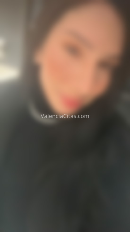 Andrea, latina estudiante de intercambio. 642295279. Citas en VALENCIA, VALENCIA. www.valenciacitas.com.