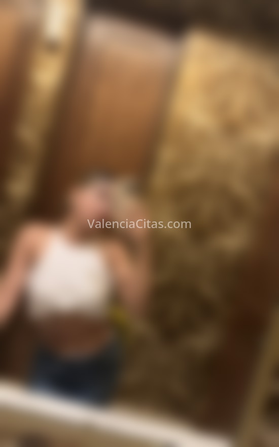 Vittoria, educada chica colombiana. 600098902. Citas en VALENCIA, VALENCIA. www.valenciacitas.com.
