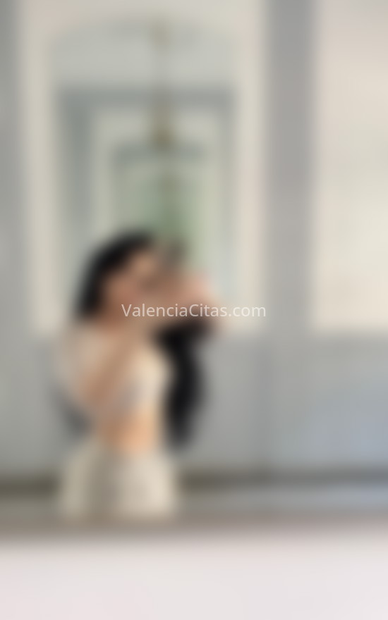 Bella Araújo, chica brasileña. 637211351. Citas en VALENCIA, VALENCIA. www.valenciacitas.com.