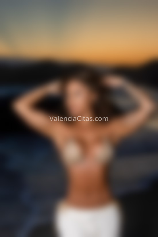 Lorena, chica brasileña muy alegre. 653886538. Citas en VALENCIA, VALENCIA. www.valenciacitas.com.