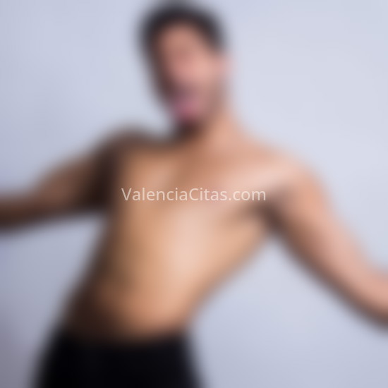 Benjamín, latino caballero. 612202152. Citas en VALENCIA, VALENCIA. www.valenciacitas.com.