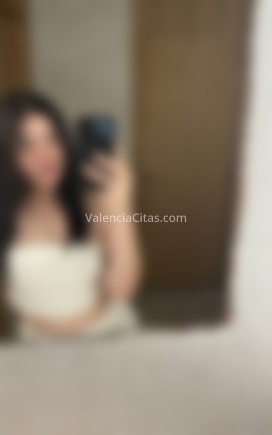 Cloe, chica de Venezuela simpática. 664888428. Citas en VALENCIA, VALENCIA. www.valenciacitas.com.