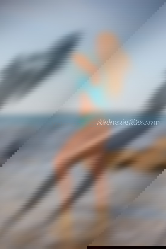 Elena, mujer rusa elegante y divertida. 639136856. Citas en VALENCIA, VALENCIA. www.valenciacitas.com.