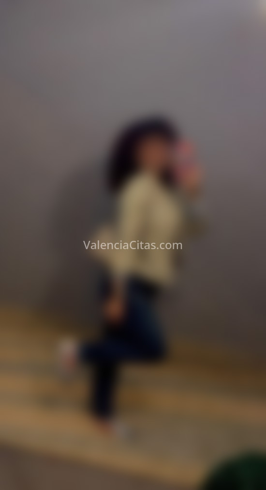 Rubí, chica dominicana. 639136856. Citas en VALENCIA, VALENCIA. www.valenciacitas.com.