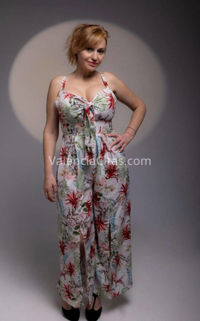 Angela, mujer rumana simpática. 631942657. Citas en VALENCIA, VALENCIA. www.valenciacitas.com.
