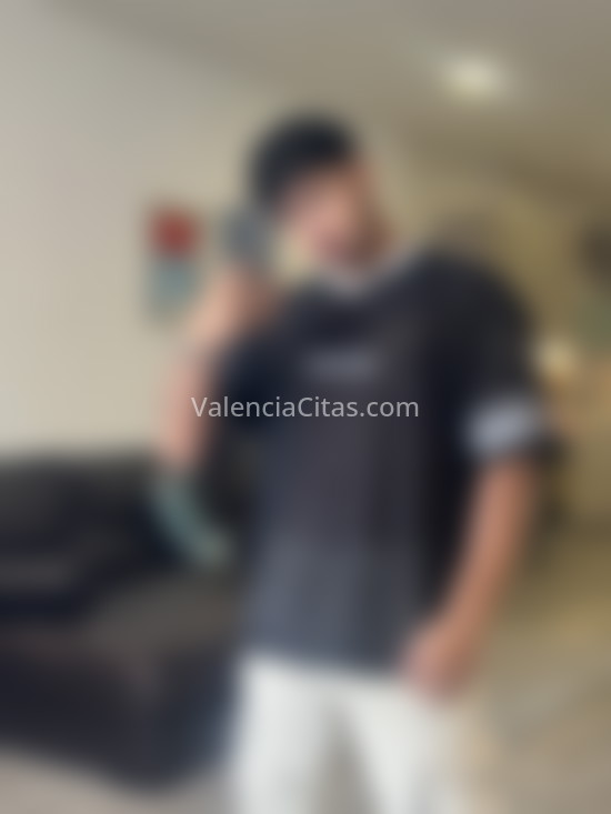 Cris, joven venezolano. 603239712. Citas en VALENCIA, VALENCIA. www.valenciacitas.com.