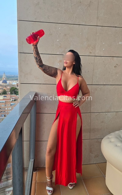 Ana, morena encantadora. 613637013. Citas en VALENCIA, VALENCIA. www.valenciacitas.com.