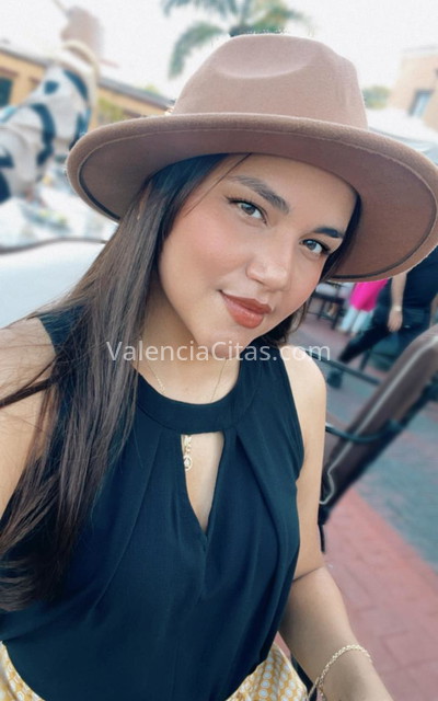 Luna, colombiana divertida. 603652965. Citas en VALENCIA, VALENCIA. www.valenciacitas.com.