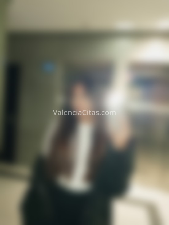 Mia, fantástica brasileña. 641826590. Citas en VALENCIA, VALENCIA. www.valenciacitas.com.