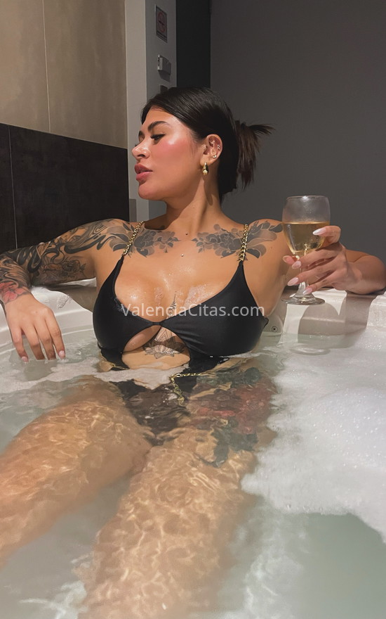 Karen Fox . 623368346. Citas en VALENCIA, VALENCIA. www.valenciacitas.com.