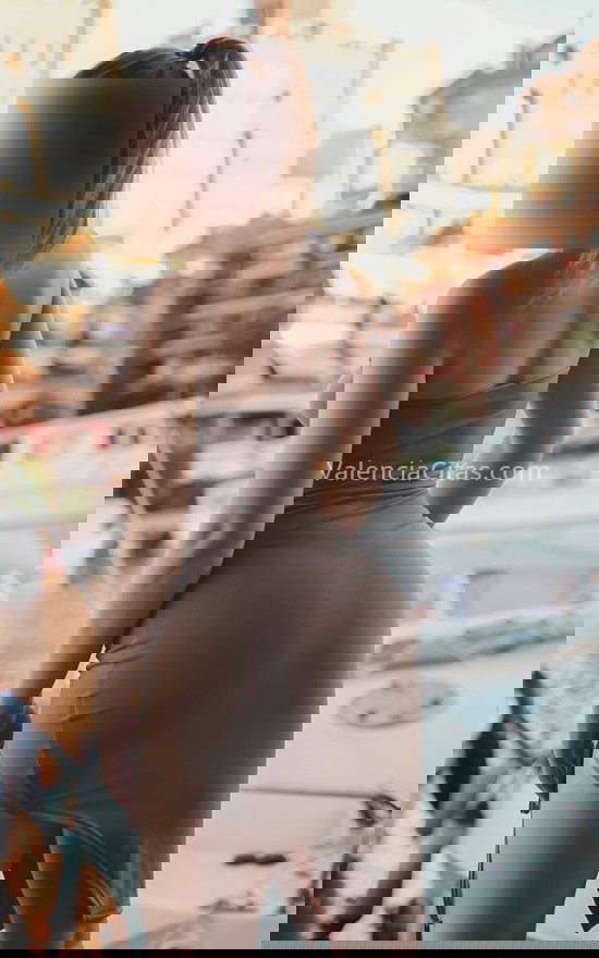 Elena, universitaria . 602439944. Citas en VALENCIA, VALENCIA. www.valenciacitas.com.