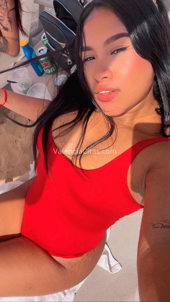 Karina, latina alegre. 614767754. Citas en VALENCIA, VALENCIA. www.valenciacitas.com.